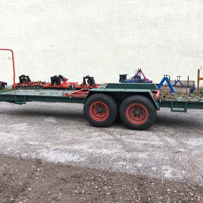 Schwarz 5er-Tandem Palettenanhänger Schwarz 5er-Tandem Palettenanhänger