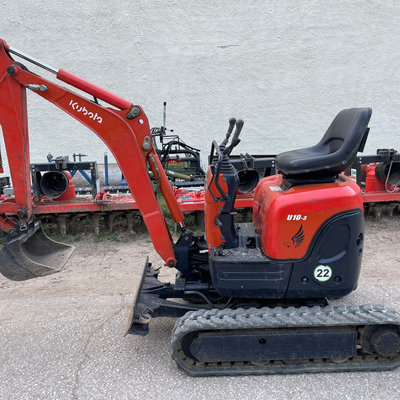 Kubota U10