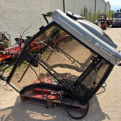 Kabine für Carraro Compact V/Antonio ANS